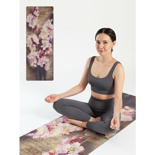 Коврик для фитнеса йоги нескользящий спортивный JoyArty 'Цветки вишни' JoyArty, размер 61x180 см