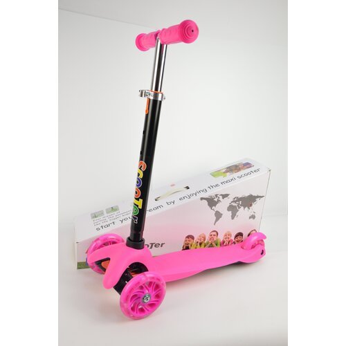 Самокат детский 3-х колесный розовый, светящиеся колеса полиуретан, передние 110 мм, заднее 76 мм